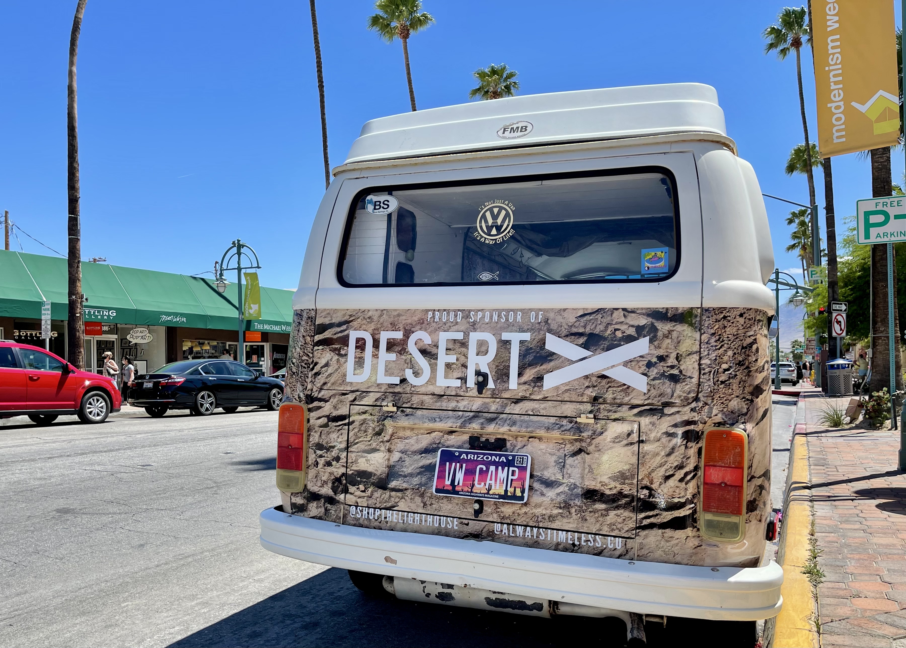 Palm Springs street with desert mountains